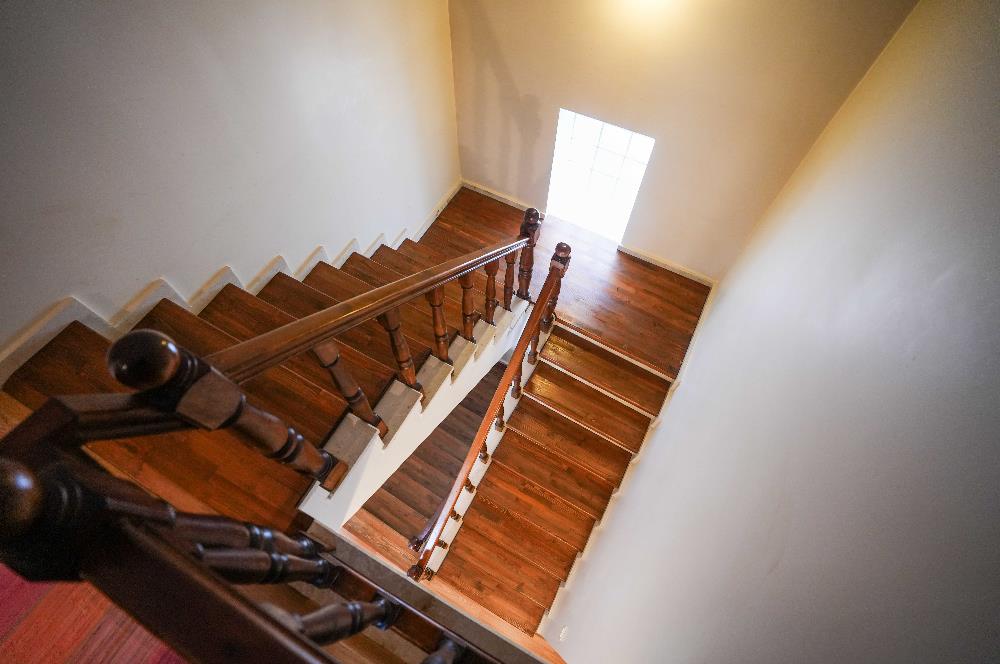 YAKACIK'TA BUTİK SİTE İÇERİSİNDE 5+2 MUHTEŞEM SATILIK VİLLA