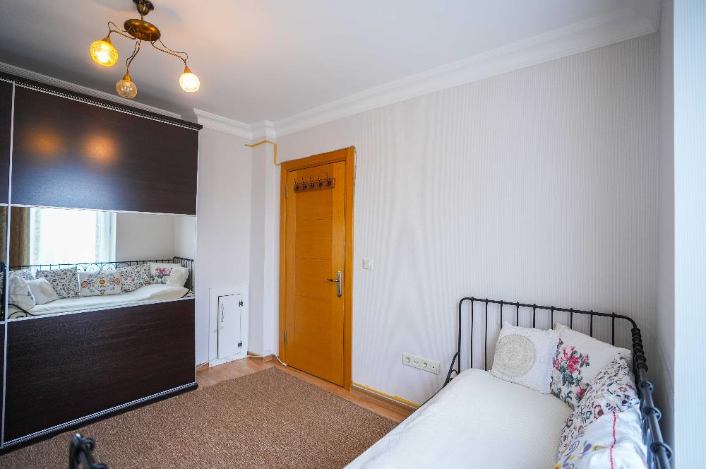 YAKACIK'TA BUTİK SİTE İÇERİSİNDE 5+2 MUHTEŞEM SATILIK VİLLA