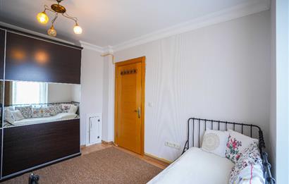 YAKACIK'TA BUTİK SİTE İÇERİSİNDE 5+2 MUHTEŞEM SATILIK VİLLA