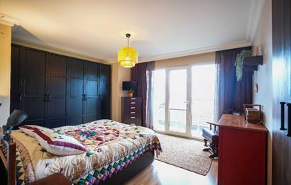 YAKACIK'TA BUTİK SİTE İÇERİSİNDE 5+2 MUHTEŞEM SATILIK VİLLA