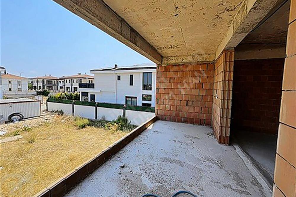DÖŞEMEALTI YALINLI 5+1 SATILIK VİLLA