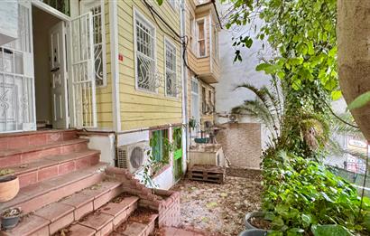 GÜMÜŞSUYU'NDA SATILIK MÜSTAKİL | 5+1 BAHÇELİ TRİPLEKS