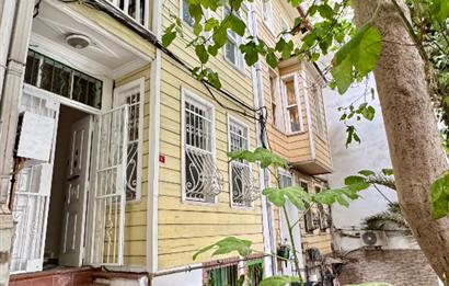 GÜMÜŞSUYU'NDA SATILIK MÜSTAKİL | 5+1 BAHÇELİ TRİPLEKS