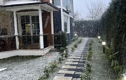 SAPANCA’NIN EN SEÇKİN BÖLGESİNDE, DOĞAYLA İÇ İÇE 4+1 LÜKS VİLLA﻿