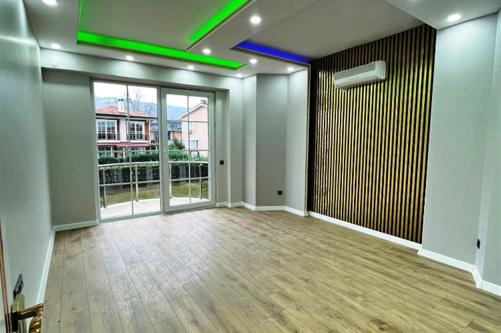 SAPANCA’NIN EN SEÇKİN BÖLGESİNDE, DOĞAYLA İÇ İÇE 4+1 LÜKS VİLLA﻿