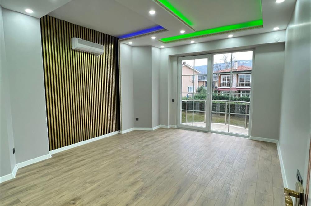 Sapanca'nın En Nezih Bölgesinde 4+1 Satılık Lüks Villa 