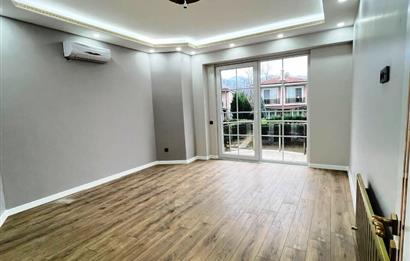 SAPANCA’NIN EN SEÇKİN BÖLGESİNDE, DOĞAYLA İÇ İÇE 4+1 LÜKS VİLLA﻿