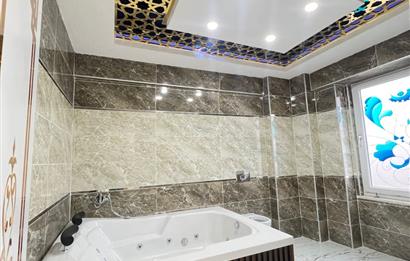 Sapanca'nın En Nezih Bölgesinde 4+1 Satılık Lüks Villa 