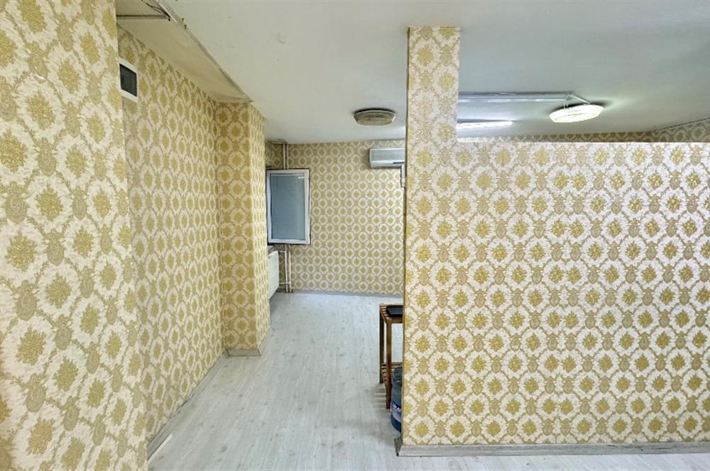 TAKSİM İSTİKLAL'DE İŞ HANINDA SATILIK 41 m2 OFİS