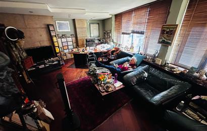 BOSTANCI KÜÇÜKYALI SINIRINDA MİNİBÜS YOLUNDA SATILIK OFİS