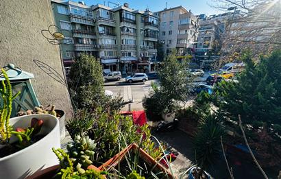 BOSTANCI KÜÇÜKYALI SINIRINDA MİNİBÜS YOLUNDA SATILIK OFİS