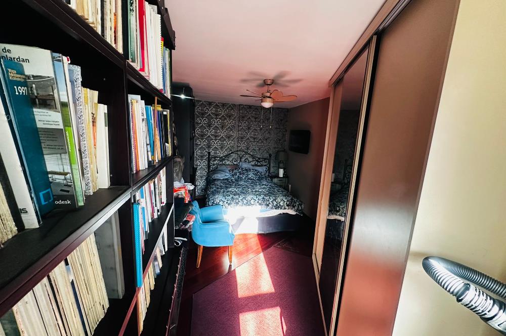 BOSTANCI KÜÇÜKYALI SINIRINDA MİNİBÜS YOLUNDA SATILIK OFİS