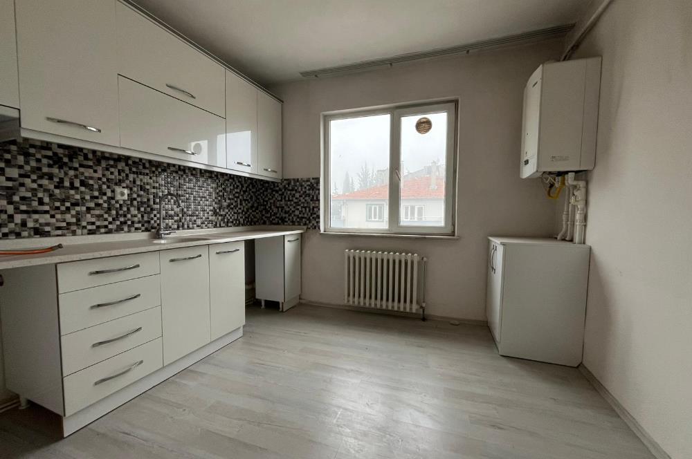 C21 BAL'DAN 52 EVLER KARAYOLLARI YANI 3+1 DAİRE