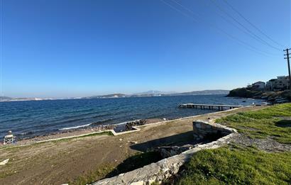 Yeni Foça Petra Koyu'nda Muhteşem Manzaralı Triplex Villa