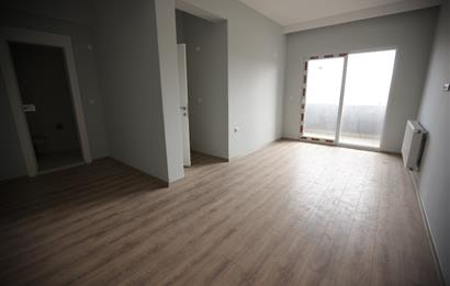 KARŞIYAKA MAHALLESİNDE TRİO VADİ SİTESİNDE KİRALIK 3+1 DAİRE