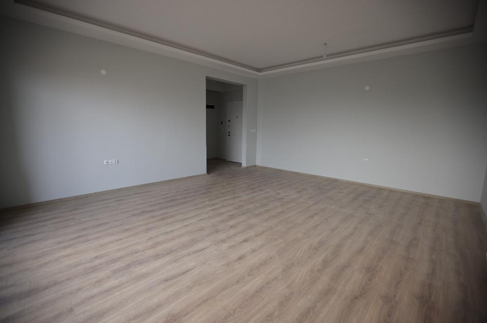 KARŞIYAKA MAHALLESİNDE TRİO VADİ SİTESİNDE KİRALIK 3+1 DAİRE