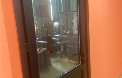 Dudullu OSB de Satılık Kurumsal Kiracılı Ticari Mülk 