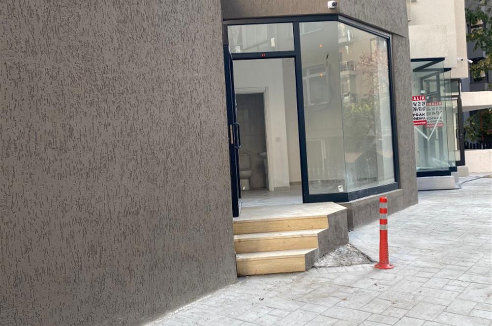  Feneryolunda yeni binada kiralık dükkan