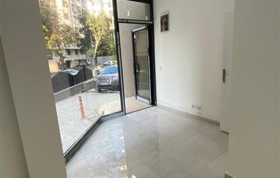  Feneryolunda yeni binada kiralık dükkan