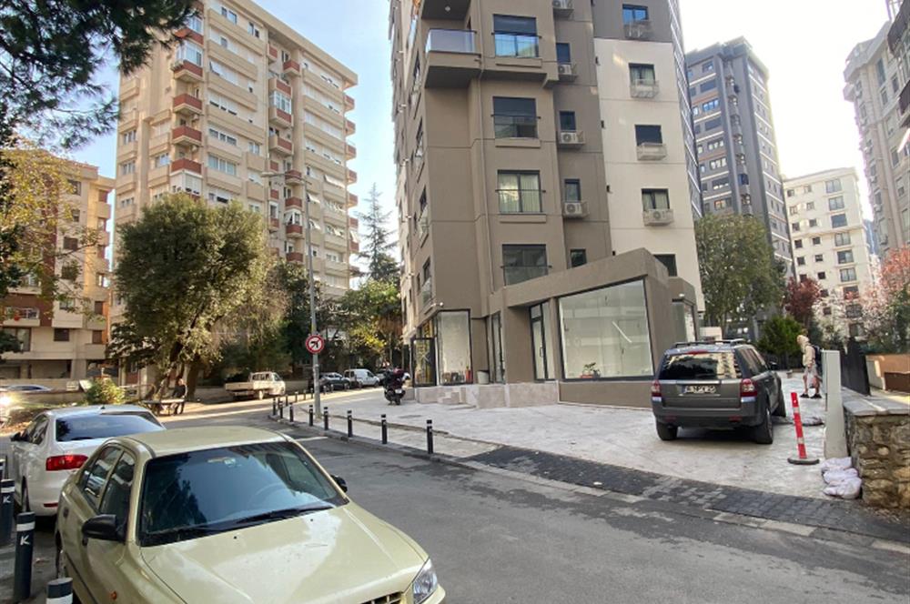  Feneryolunda yeni binada kiralık dükkan