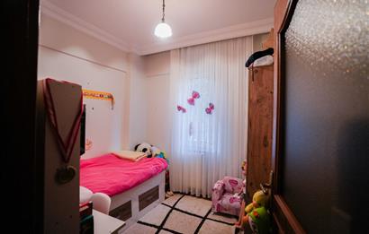 Ümraniye Yeşil Kuşak Sitesi 3+1 120m2 Bahçe Katı Satılık Daire