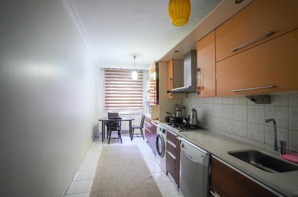 Ümraniye Yeşil Kuşak Sitesi 3+1 120m2 Bahçe Katı Satılık Daire