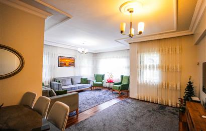 Ümraniye Yeşil Kuşak Sitesi 3+1 120m2 Bahçe Katı Satılık Daire