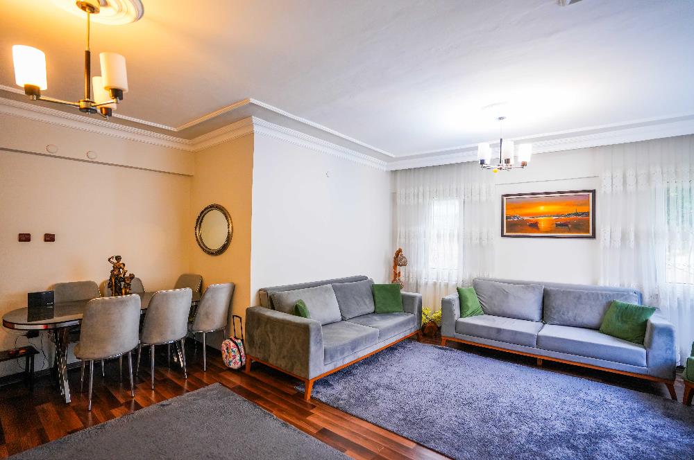 Ümraniye Yeşil Kuşak Sitesi 3+1 120m2 Bahçe Katı Satılık Daire