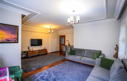 Ümraniye Yeşil Kuşak Sitesi 3+1 120m2 Bahçe Katı Satılık Daire