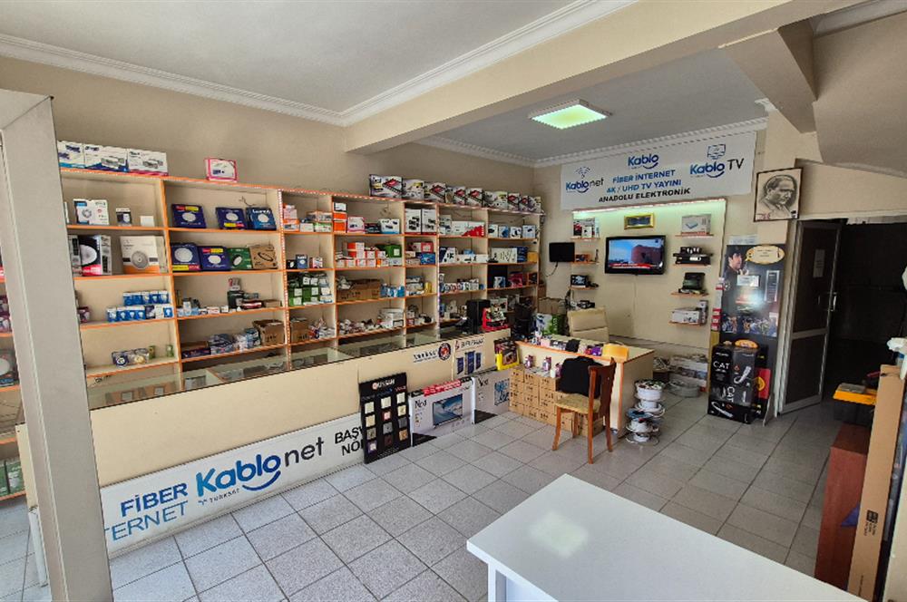 ZÜBEYDE HANIM CD. ÜZERİ SATILIK DÜKKAN