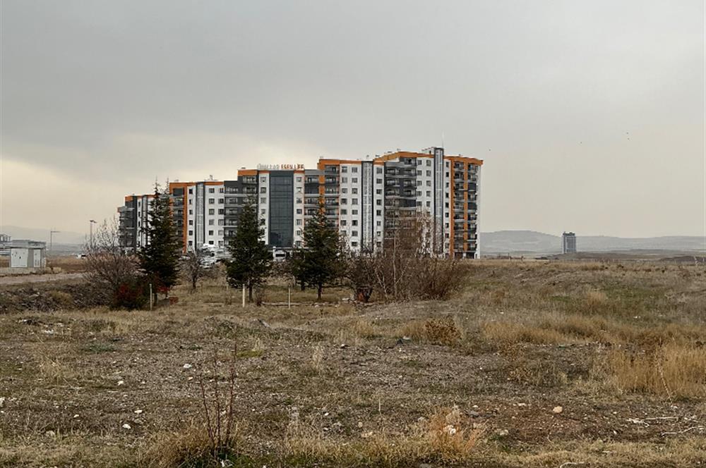 ESENBOĞA’DA KONUT İMARLI, 800 m2 HİSSELİ ARSA, 2 YOLA CEPHELI