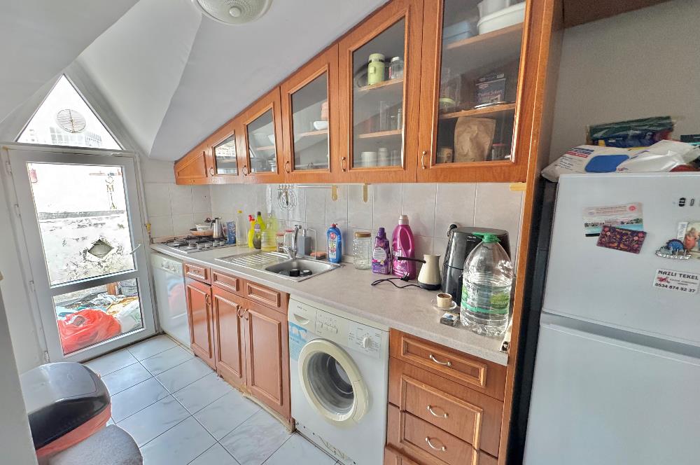 BEŞİKTAŞIN KALBİNDE 1+1 ÇATI KATI DAİRE