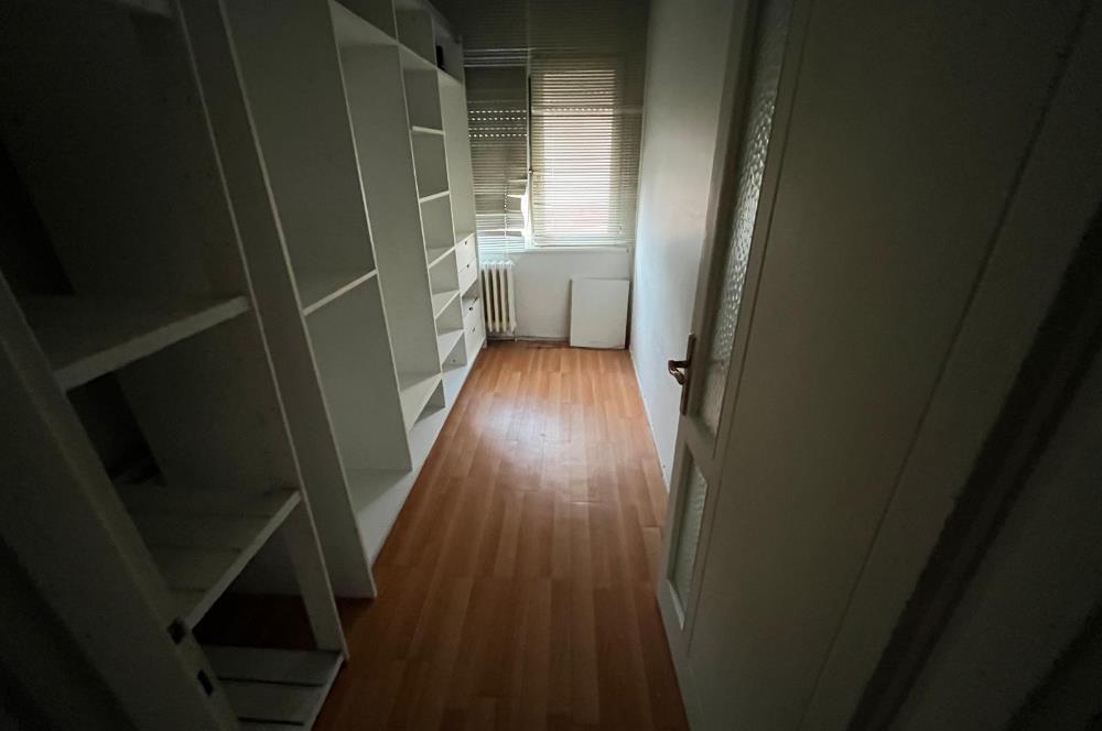 KADIKÖY'DE MERKEZİ LOKASYONDA 3+1 KİRALIK  DAİRE