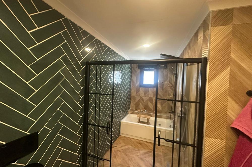 Uskumruköy Site İçinde 6+1 Eşyalı Villa