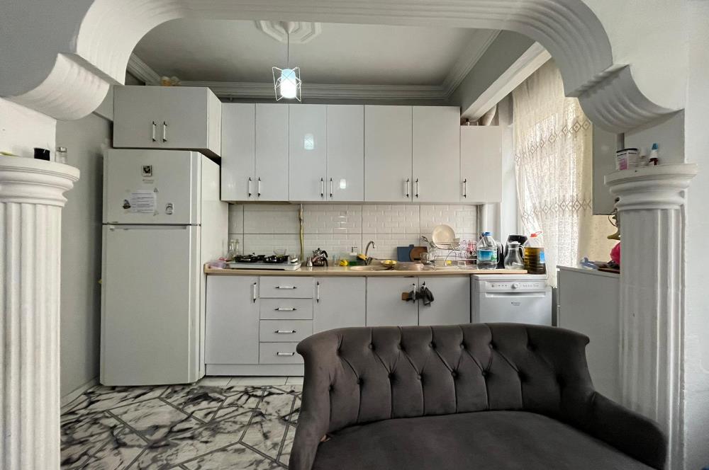 C21 BAL'DAN ÇARŞI MERKEZ ANAFARTALAR CADDE ARASI 3+1 DAİRE