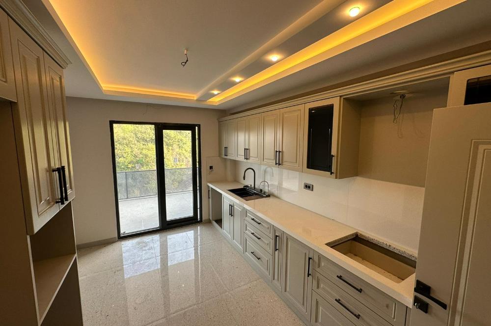 C21 UZMANDAN BOSTANCIDA 4+1 GENİŞ VE DENİZ MANZARALI DAİRE
