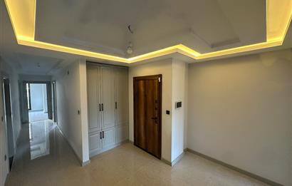 C21 UZMANDAN BOSTANCIDA 4+1 GENİŞ VE DENİZ MANZARALI DAİRE