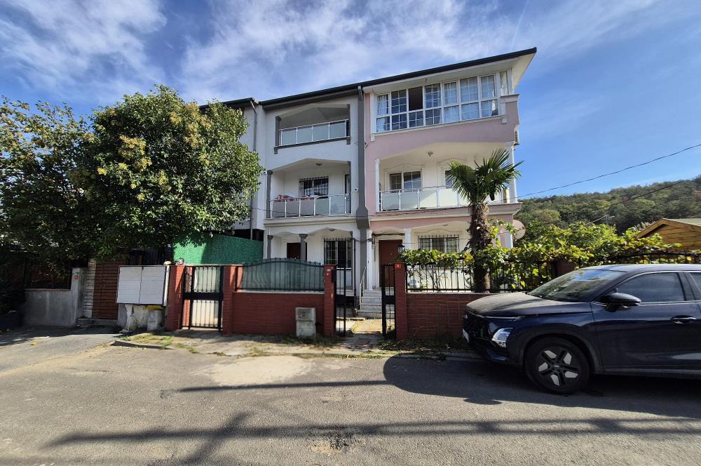 Kilyos'ta Denize Yakın 4 katlı Satılık villa