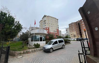 KURTKÖY SİTE İÇİNDE SATILIK 2+1 DAİRE