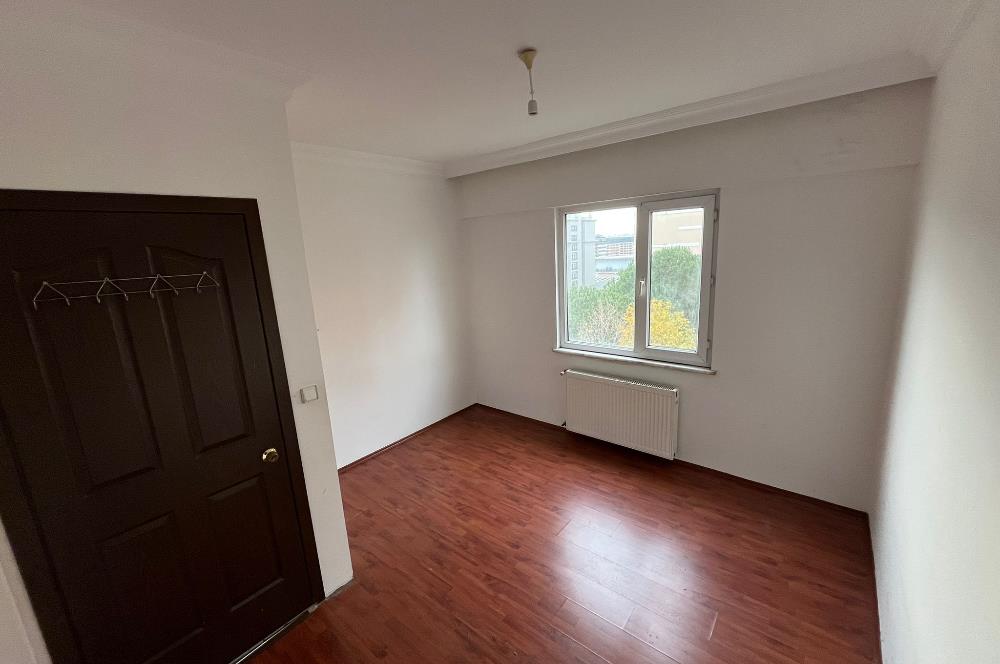 KURTKÖY SİTE İÇİNDE SATILIK 2+1 DAİRE