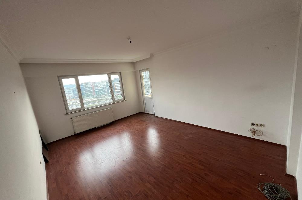 KURTKÖY SİTE İÇİNDE SATILIK 2+1 DAİRE