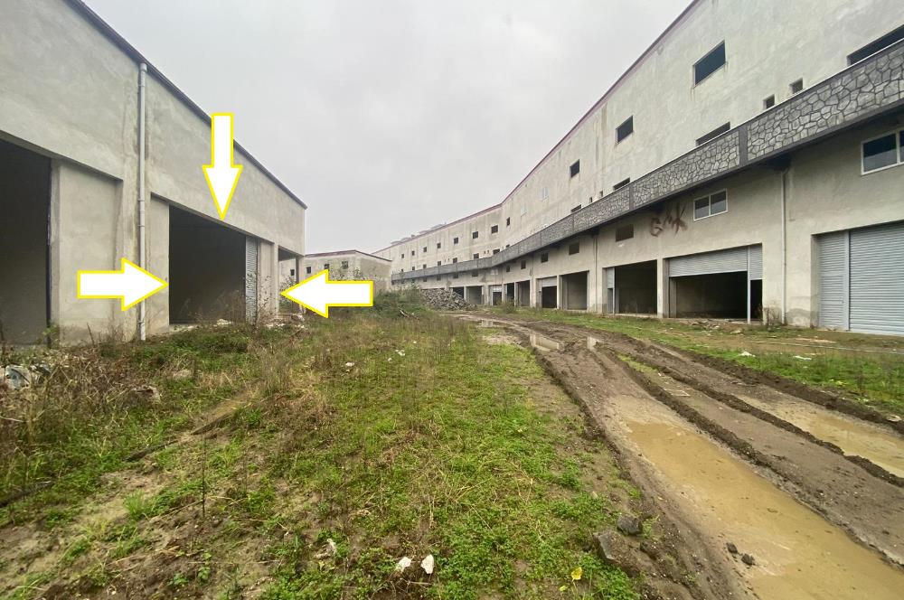 CENTURY 21'DEN PERŞEMBE SANAYİ SİTESİNDE 100 M2 DÜKKAN