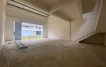 CENTURY 21'DEN PERŞEMBE SANAYİ SİTESİNDE 100 M2 DÜKKAN