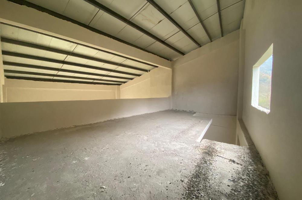 CENTURY 21'DEN PERŞEMBE SANAYİ SİTESİNDE 100 M2 DÜKKAN