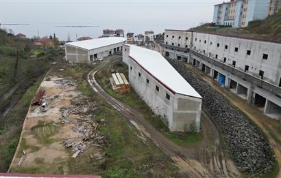 CENTURY 21'DEN PERŞEMBE SANAYİ SİTESİNDE 100 M2 DÜKKAN