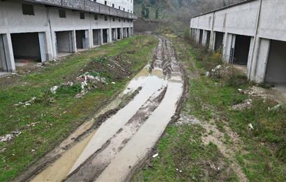 CENTURY 21'DEN PERŞEMBE SANAYİ SİTESİNDE 100 M2 DÜKKAN