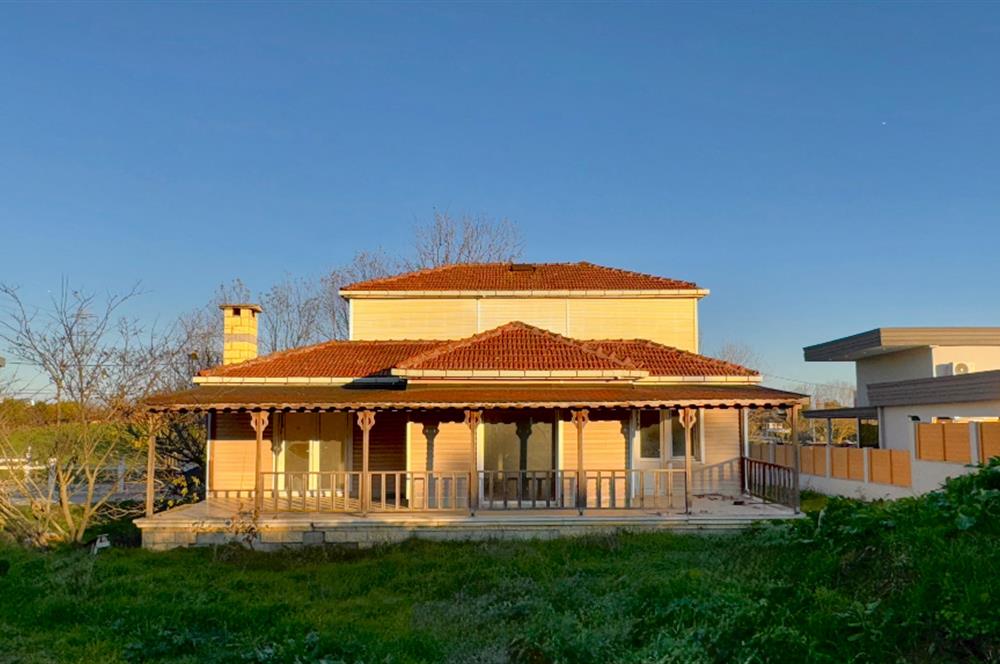 ÇATALCA İZZETTİN CEYLANKENT SİTESİNDE A TİPİ TRİPLEKS VİLLA