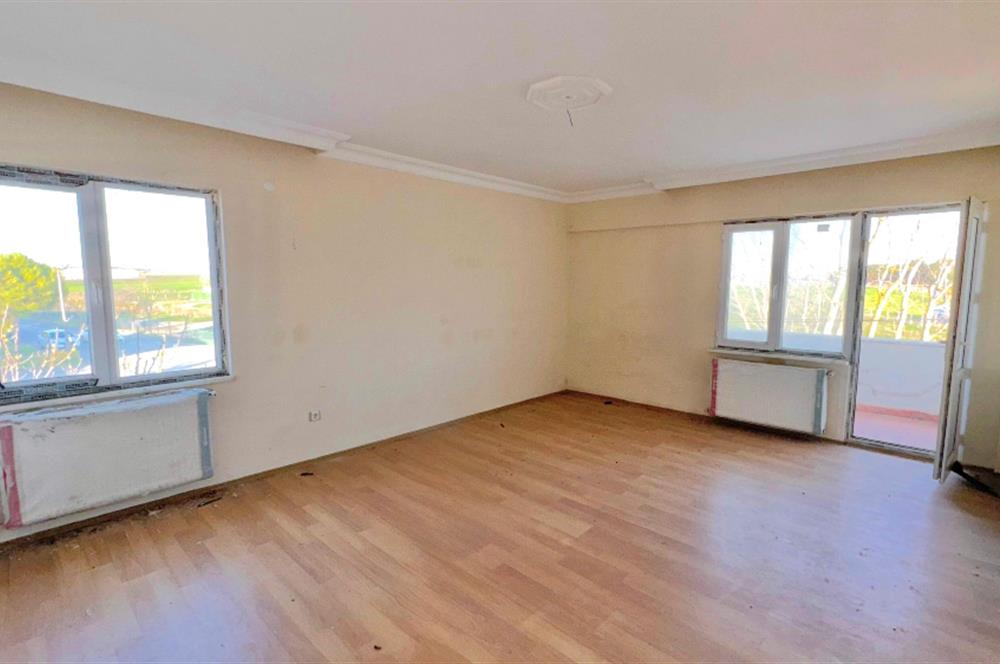 ÇATALCA İZZETTİN CEYLANKENT SİTESİNDE A TİPİ TRİPLEKS VİLLA