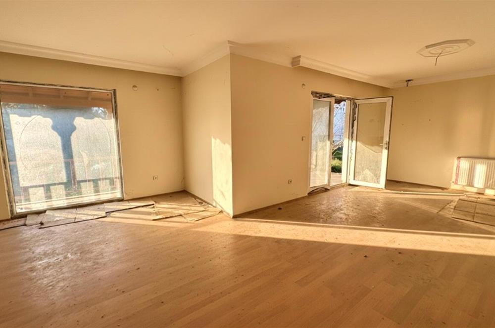 ÇATALCA İZZETTİN CEYLANKENT SİTESİNDE A TİPİ TRİPLEKS VİLLA