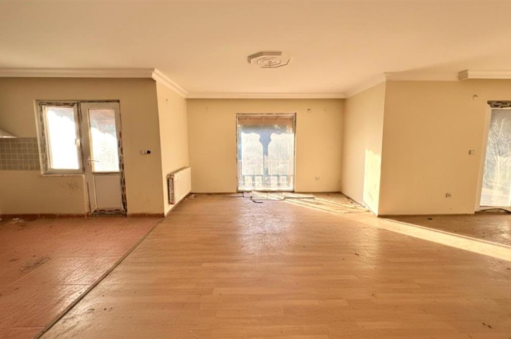 ÇATALCA İZZETTİN CEYLANKENT SİTESİNDE A TİPİ TRİPLEKS VİLLA